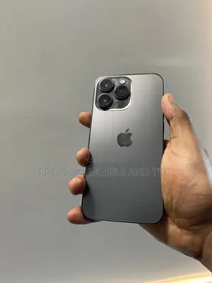 Photo - New Apple iPhone 14 Pro Max 128 GB Black