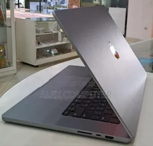 New Laptop Apple MacBook Pro 2023 M2 32GB Apple M2 SSD 512GB