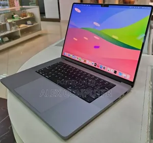 New Laptop Apple MacBook Pro 2023 M2 32GB Apple M2 SSD 512GB