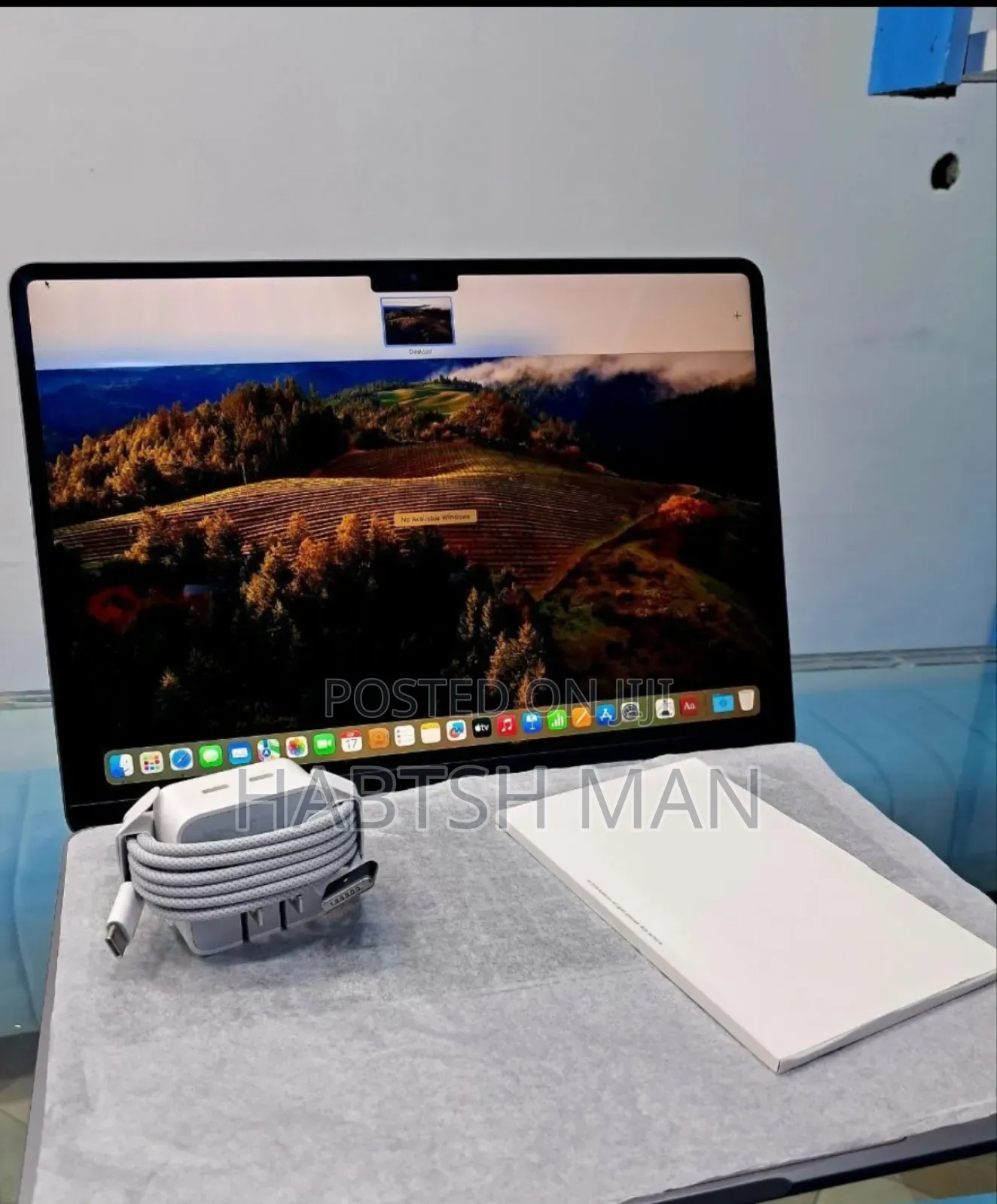 New Laptop Apple MacBook Air 2024 M3 13-Inch 16GB Apple M3 SSD 512GB