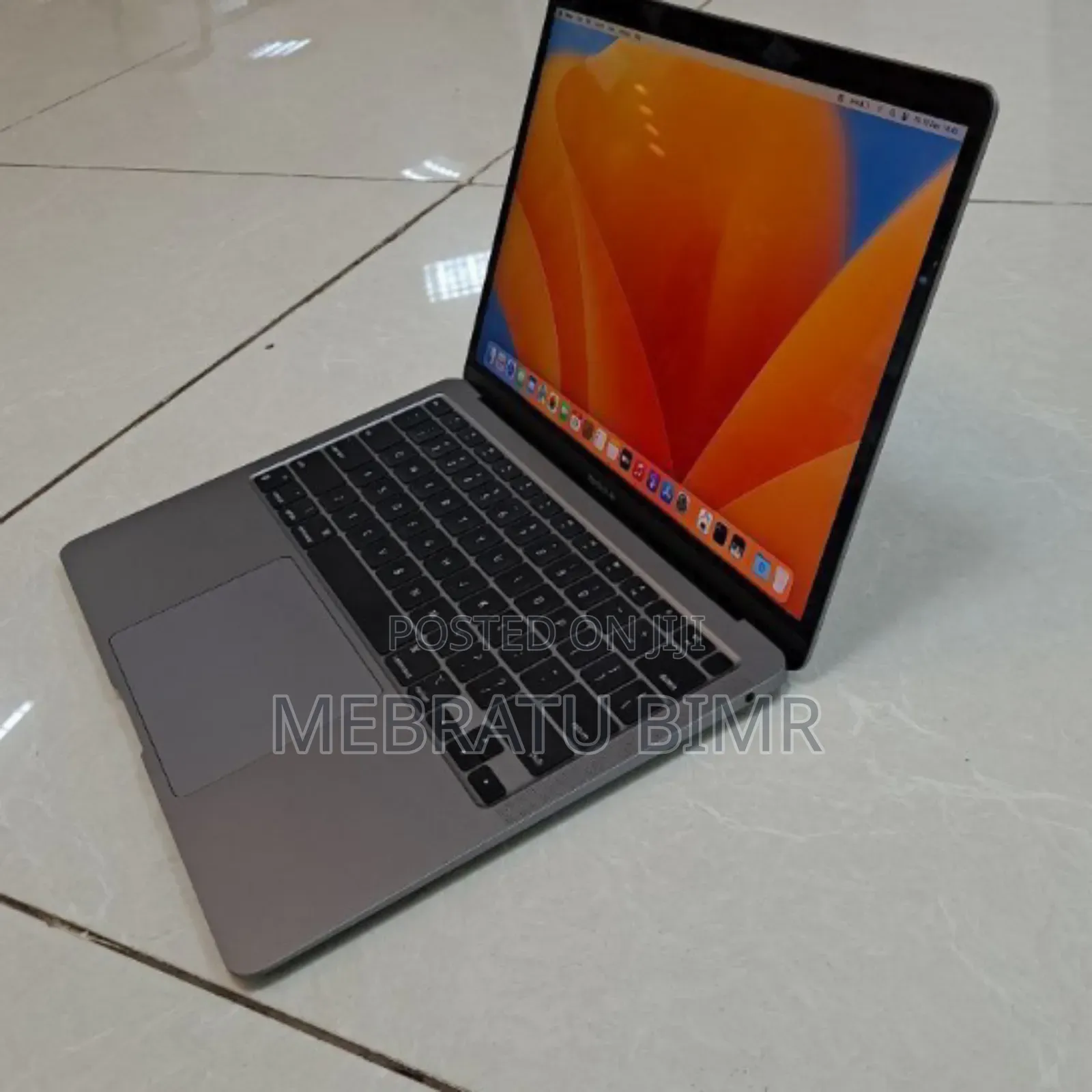 New Laptop Apple MacBook Air 2020 M1 8GB Intel Core I7 SSD 256GB