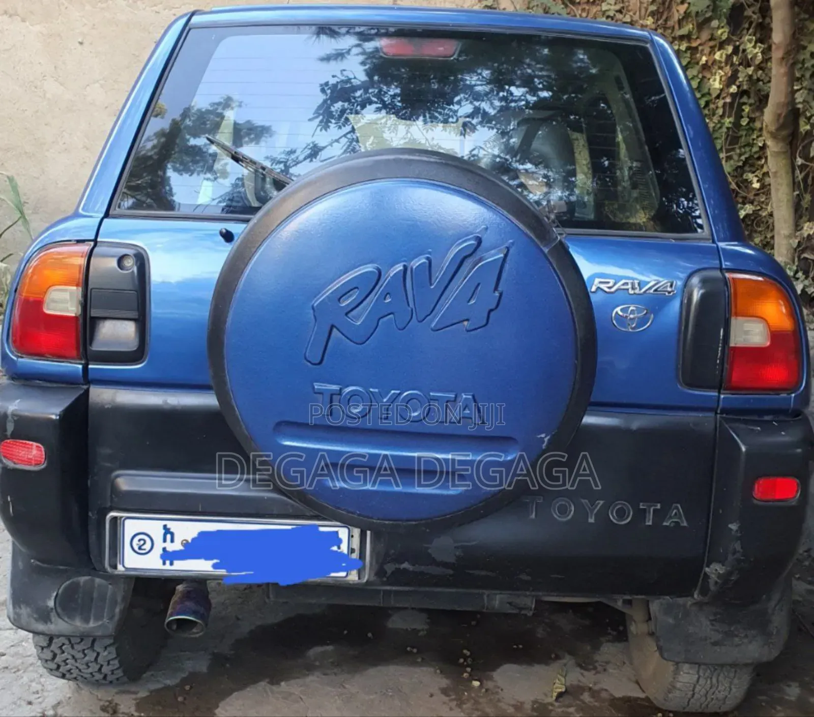 Toyota RAV4 Base FWD 1996 Blue