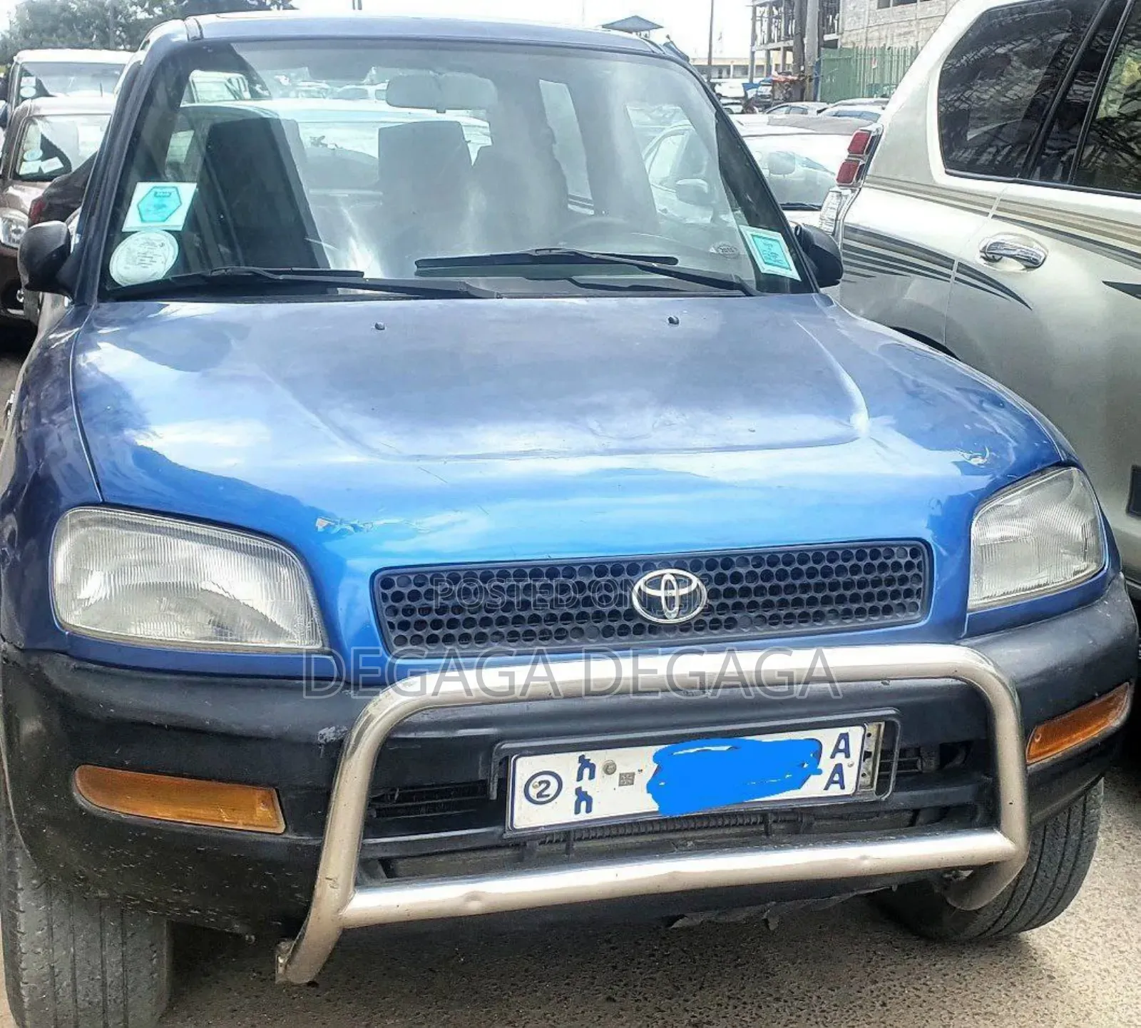 Toyota RAV4 Base FWD 1996 Blue