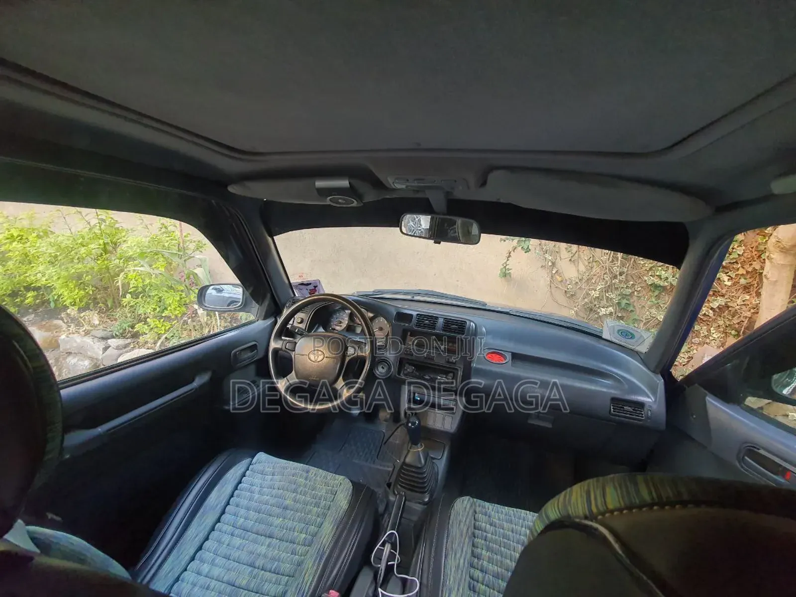 Toyota RAV4 Base FWD 1996 Blue