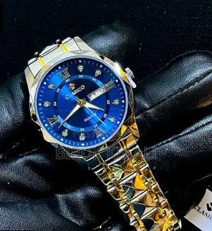 Photo - Clasico Men's Waterproof Watch