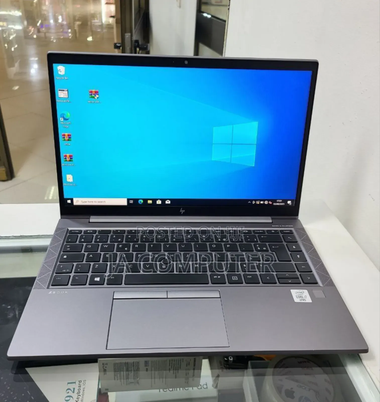 New Laptop HP ZBook Firefly G8 16GB Intel Core I7 SSD 512GB