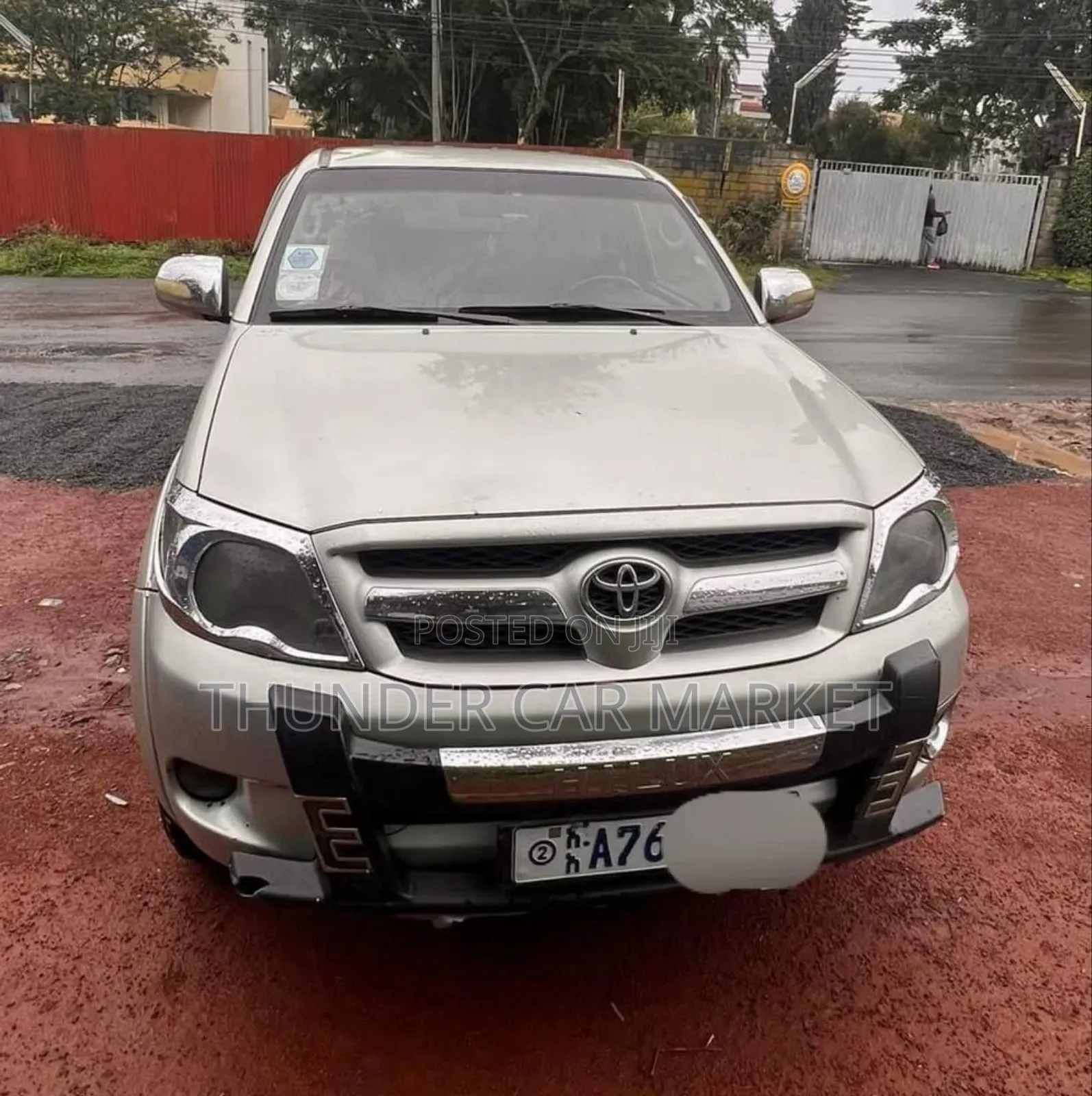 Toyota Hilux 2006 Gold