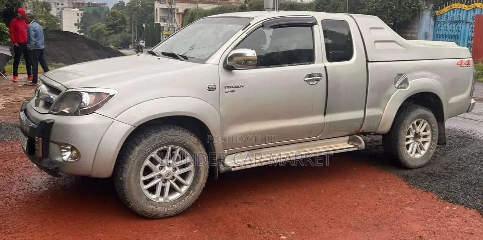 Toyota Hilux 2006 Gold