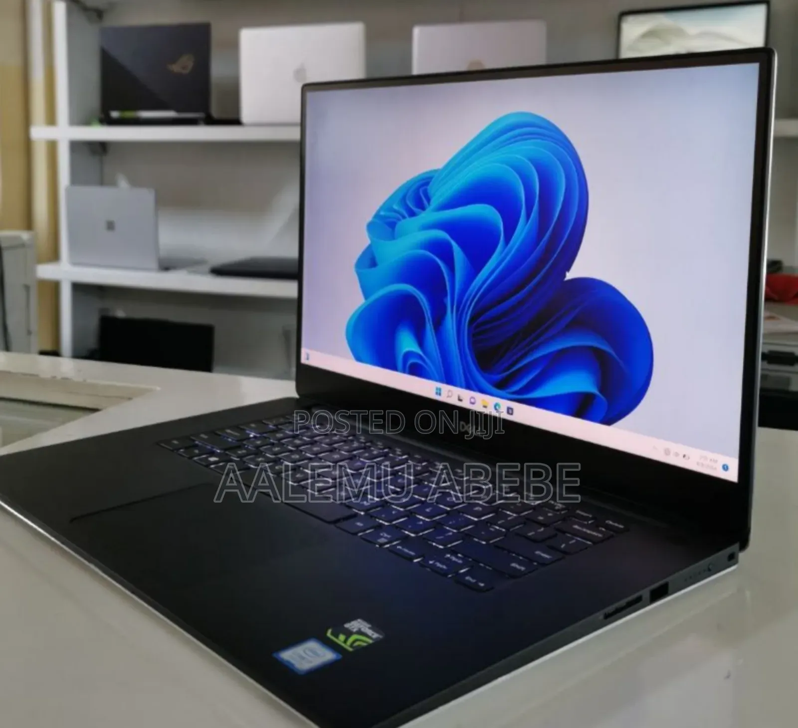 New Laptop Dell XPS 15 16GB Intel Core I7 SSD 512GB