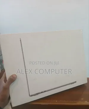 New Laptop Apple MacBook Air 2024 M3 15-Inch 8GB Apple M2 SSD 256GB