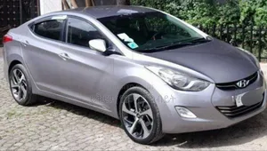 Hyundai Avante 2012 Silver