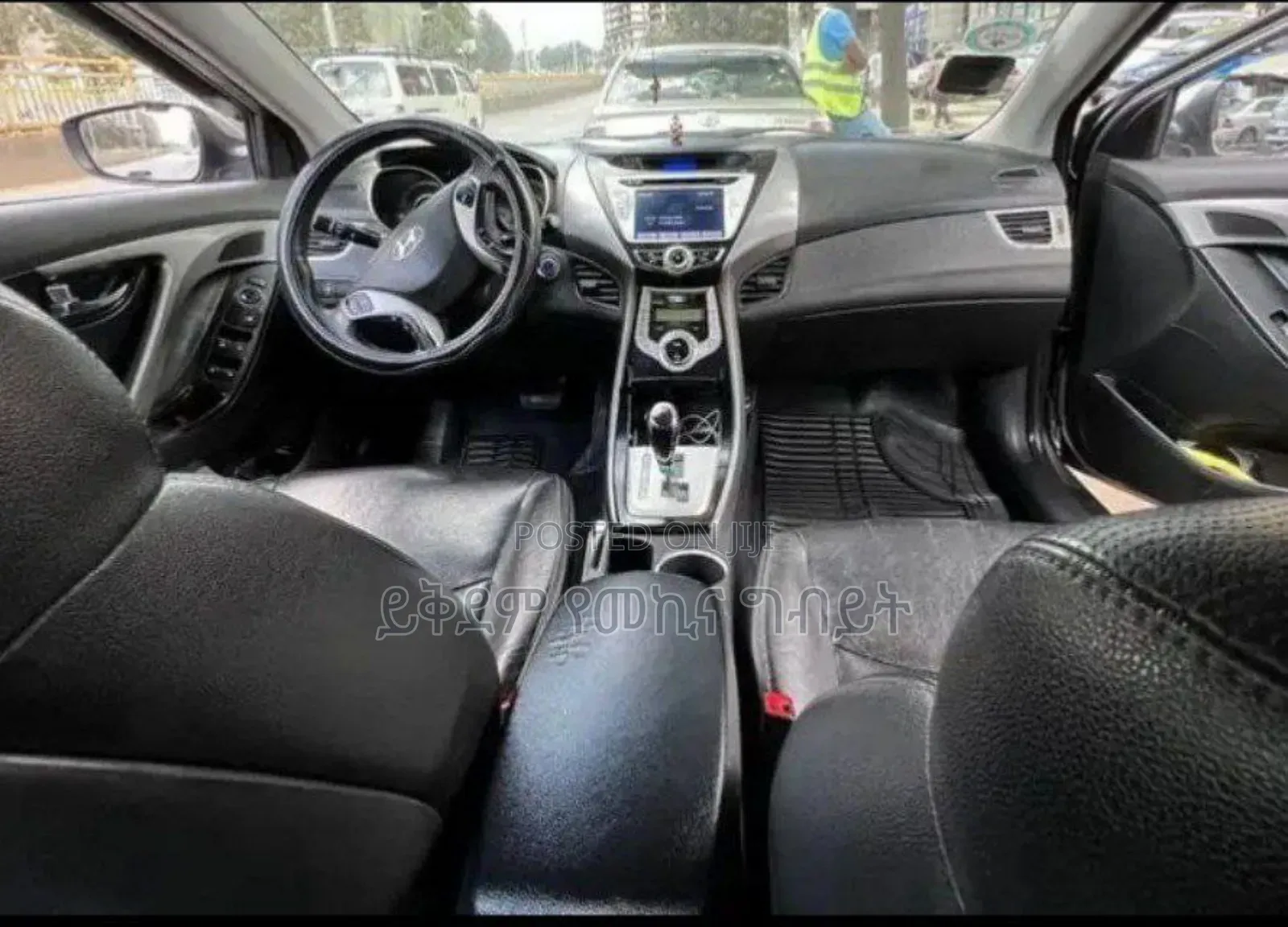 Hyundai Avante 2012 Silver