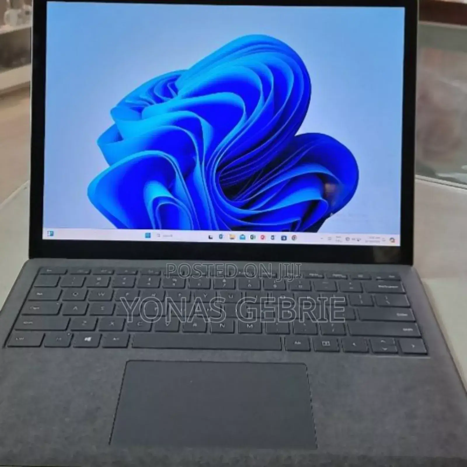 New Laptop Samsung Galaxy Book 2 16GB Intel Core I7 SSD 256GB