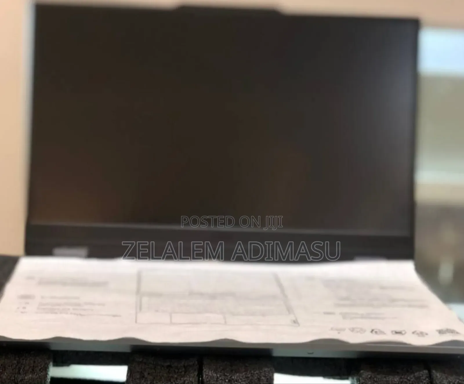 New Laptop Lenovo LOQ 15IRH8 16GB Intel Core I5 SSD 512GB