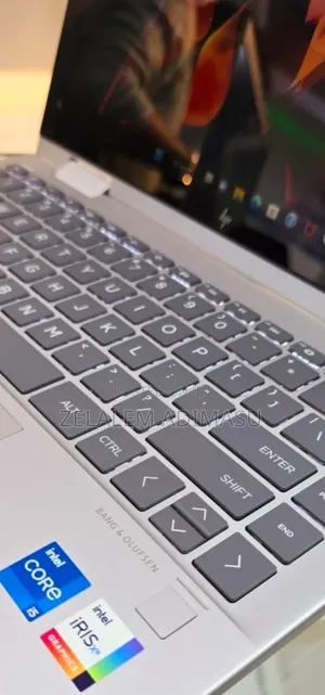 New Laptop HP Envy X360 8GB Intel Core I5 SSD 512GB