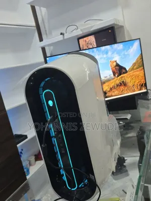 Photo - New Desktop Computer Dell Aurora R11 32GB Intel Core i9 HDD+SSD 2T