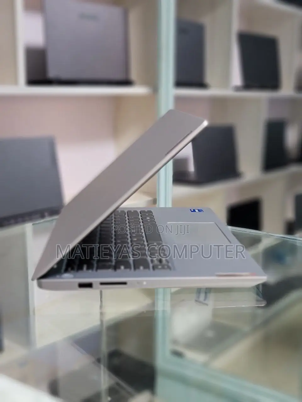 New Laptop Lenovo ThinkPad 10 16GB Intel Core I7 SSD 512GB