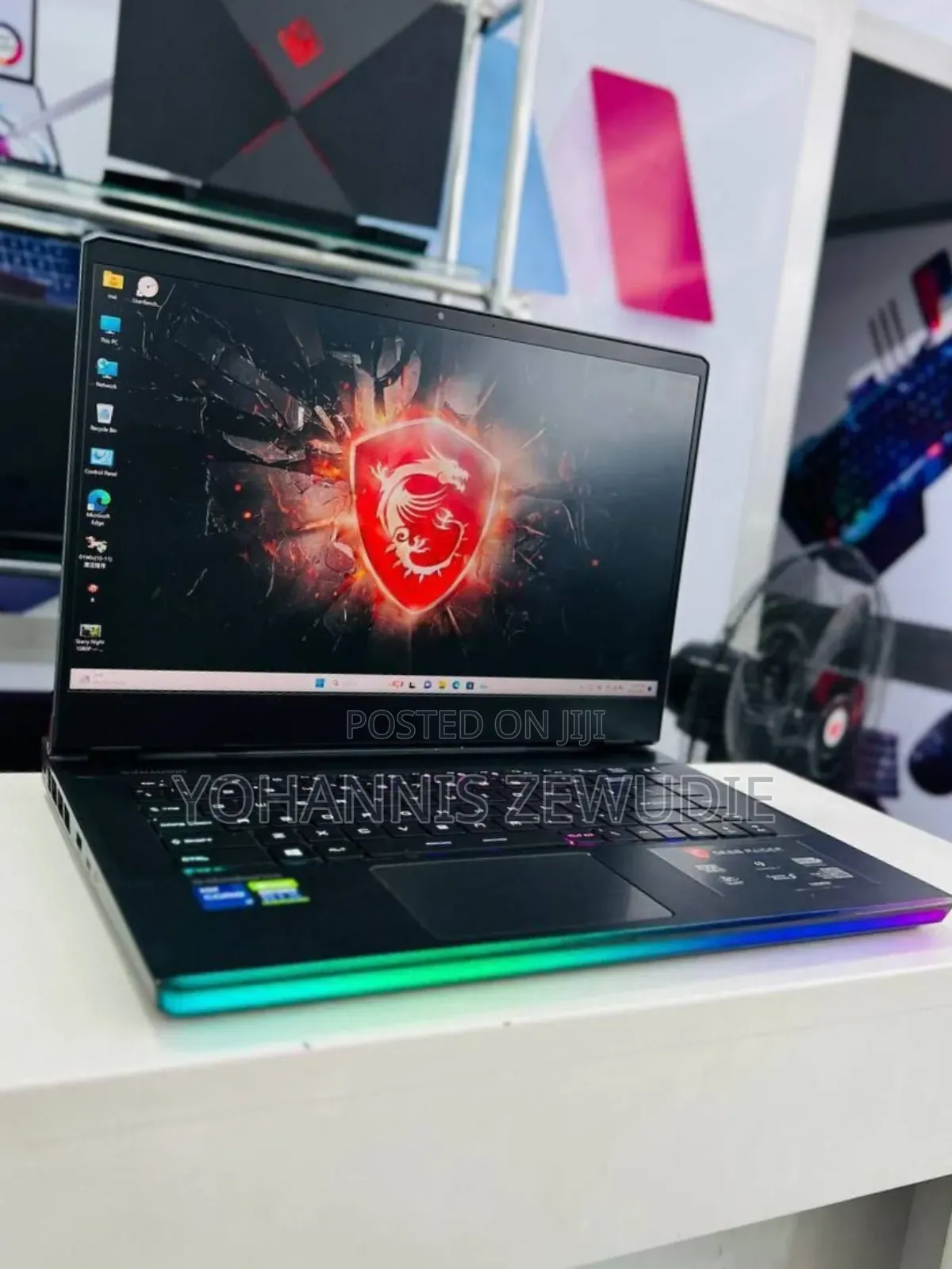 New Laptop MSI Raider GE76 12UGS 16GB Intel Core I7 SSD 1T