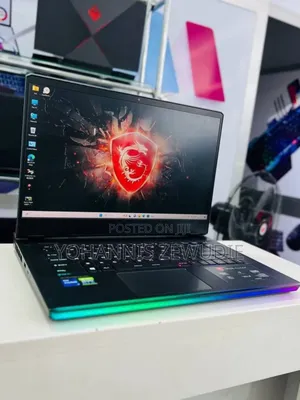 Photo - New Laptop MSI Raider GE76 12UGS 16GB Intel Core I7 SSD 1T