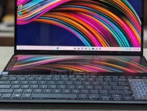 New Laptop Asus ZenBook UX430UA 16GB Intel Core I7 SSD 1T