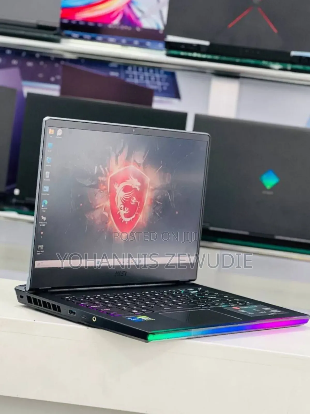 New Laptop MSI Raider GE76 12UGS 16GB Intel Core I7 SSD 1T