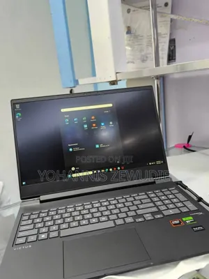 New Laptop HP Victus 16 16GB AMD Ryzen 7 SSD 512GB