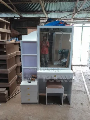 Dressing Table 120*180 Quality Product