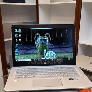 New Laptop HP Envy 14 8GB Intel Core I7 SSD 512GB