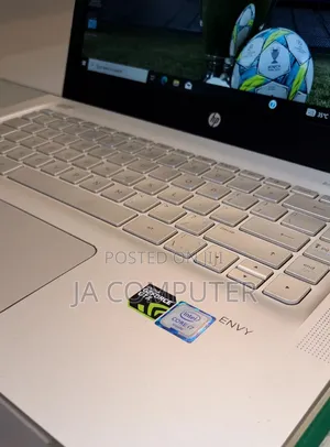 New Laptop HP Envy X360 8GB Intel Core I7 SSD 512GB