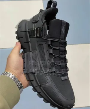 Reebok Sneakers Good Quality Shoes for You