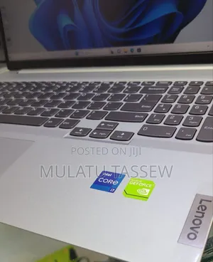 Photo - New Laptop Lenovo Ideapad 3 16GB Intel Core I7 SSD 512GB