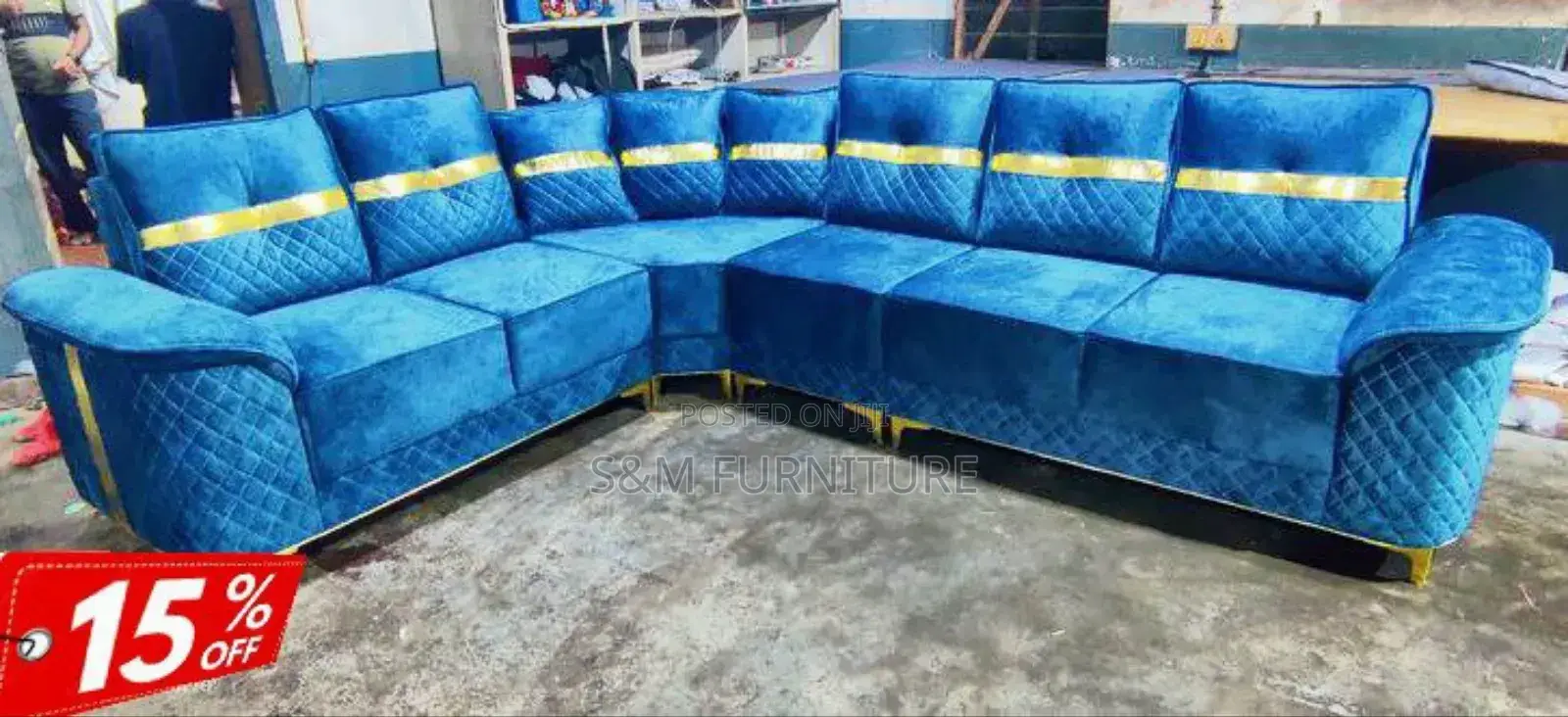 Modern L Shape Sofa With Aluminium Sofa Legs