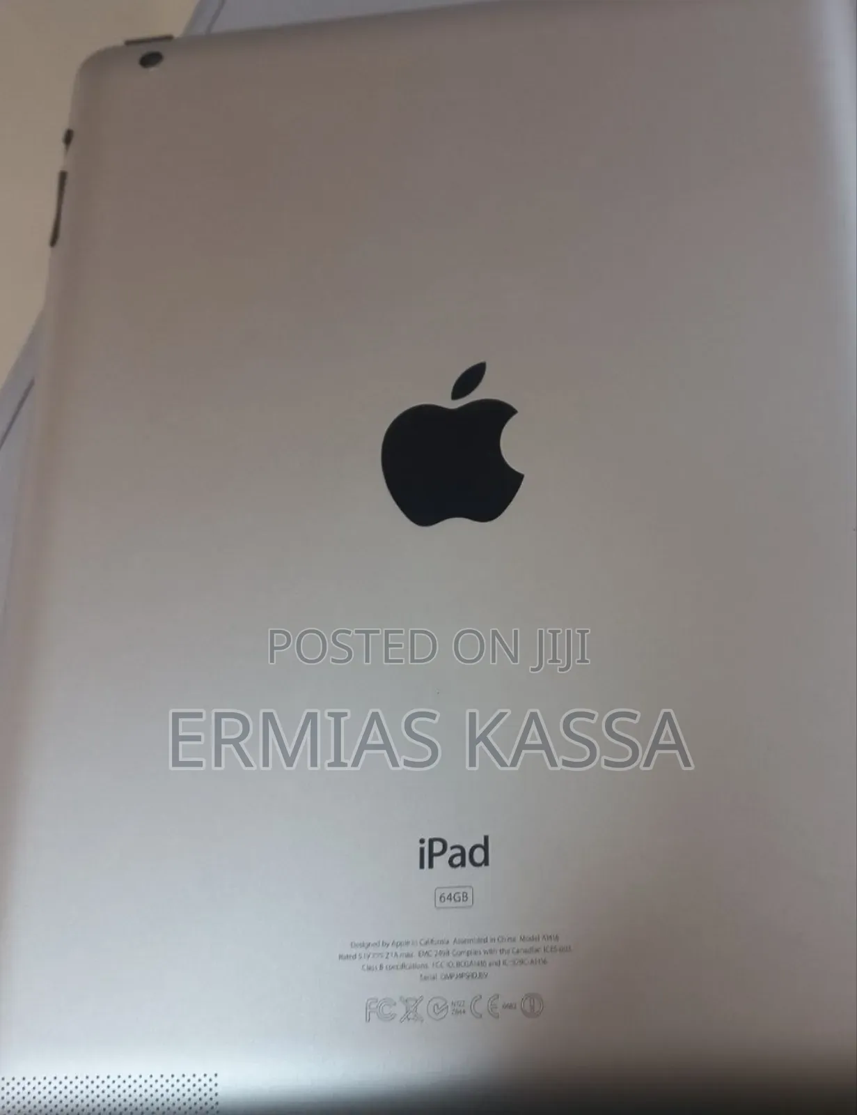 New Apple iPad 3 Wi-Fi 64 GB Silver