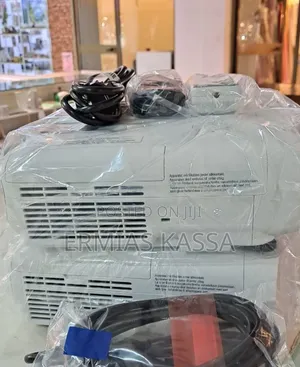 Brand New Epson Projector EB-X49[Packed]