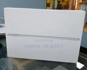 New Apple iPad 10.2 (2021) 128 GB Silver