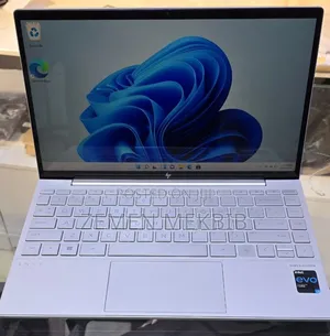 New Laptop HP Envy X360 8GB Intel Core I7 SSD 512GB