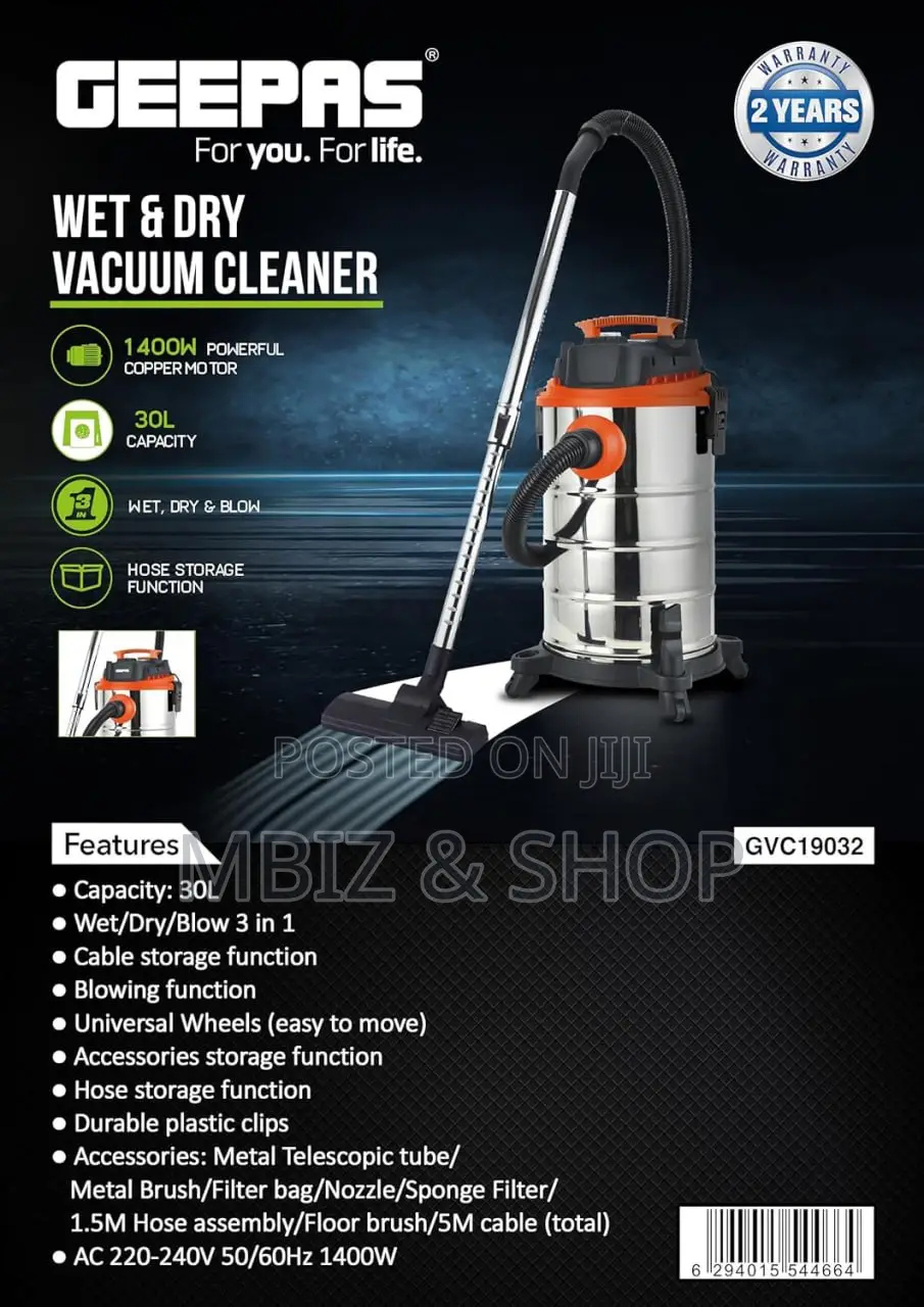 Geepas 30 Liter Vacuum Cleaner