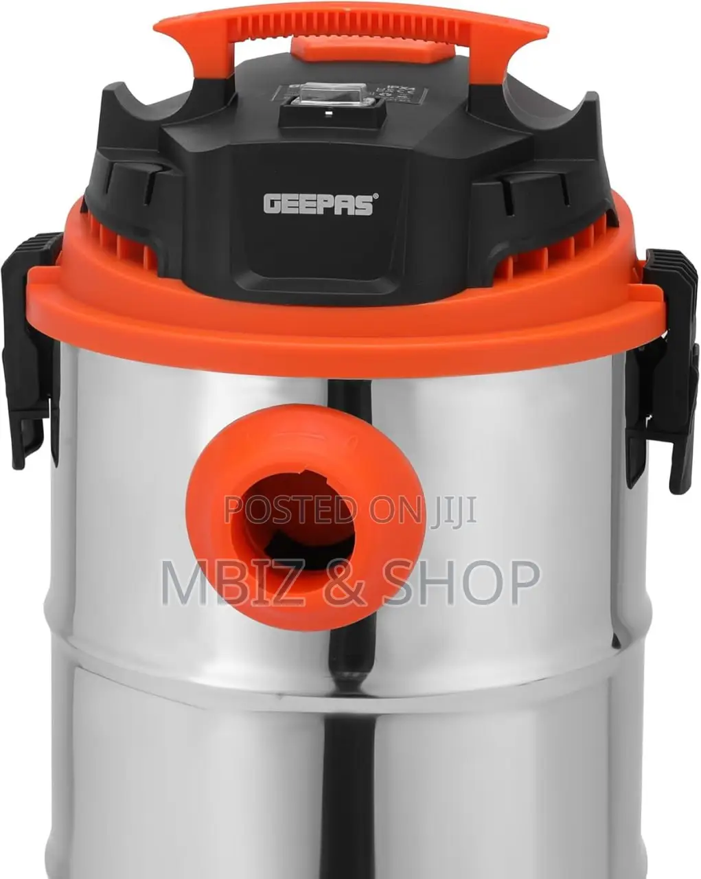 Geepas 30 Liter Vacuum Cleaner