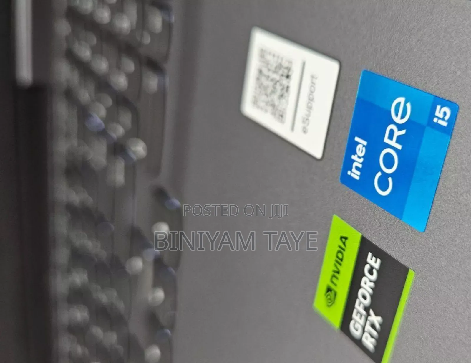 New Laptop Lenovo LOQ 15IRH8 8GB Intel Core I5 SSD 1T