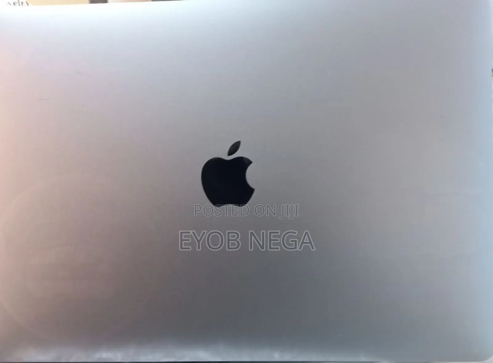 New Laptop Apple MacBook Pro 2018 8GB Intel Core I5 SSD 512GB