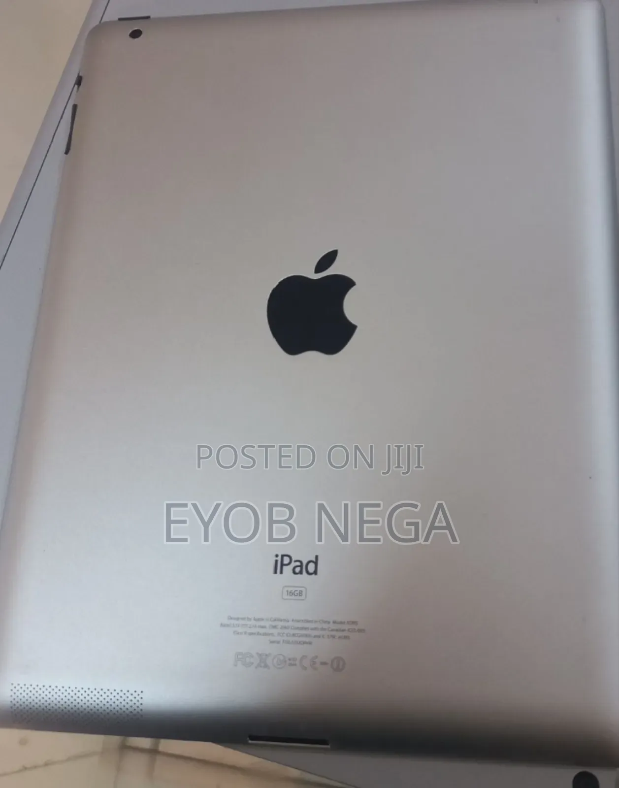 New Apple iPad 2 CDMA 16 GB Silver