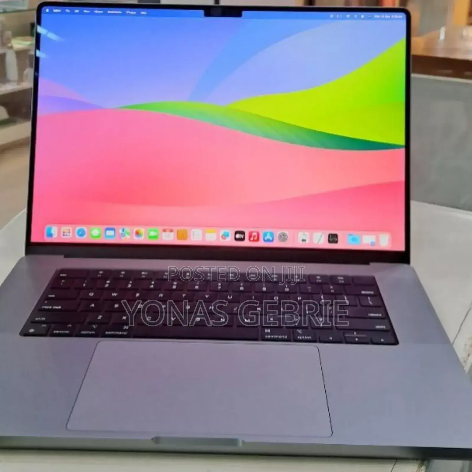 New Laptop Apple MacBook Pro 32GB Apple M2 SSD 512GB