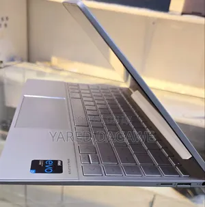 New Laptop HP Envy 13 8GB Intel Core I7 SSD 512GB