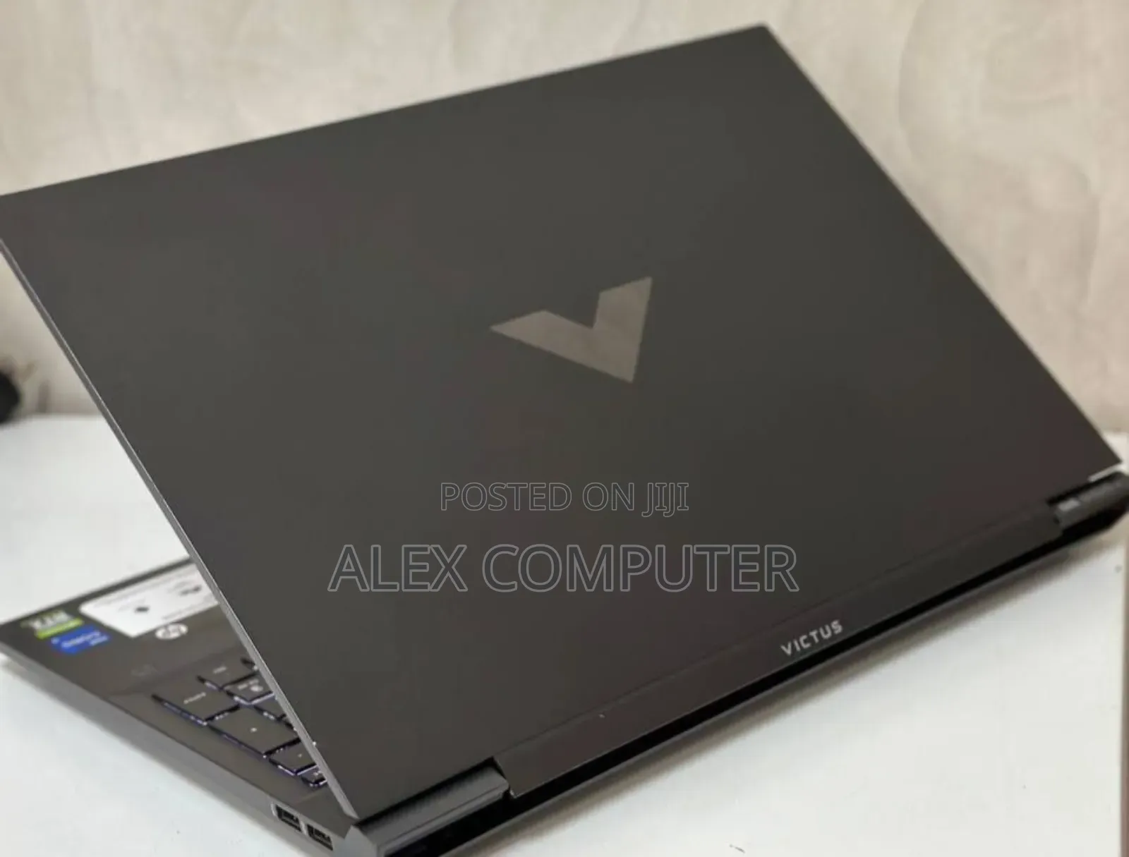 New Laptop HP Victus 16 16GB Intel Core I7 SSD 512GB