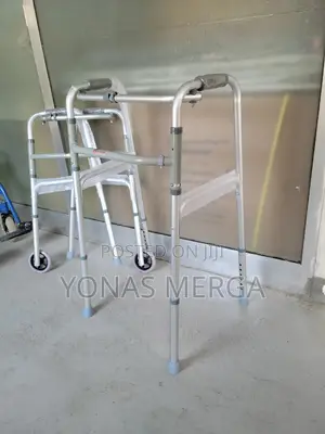 Photo - ፓክድ Walker\ያለጋሪ።/Walker~Length Up/Down°ለጉዞ ኮንፈርት