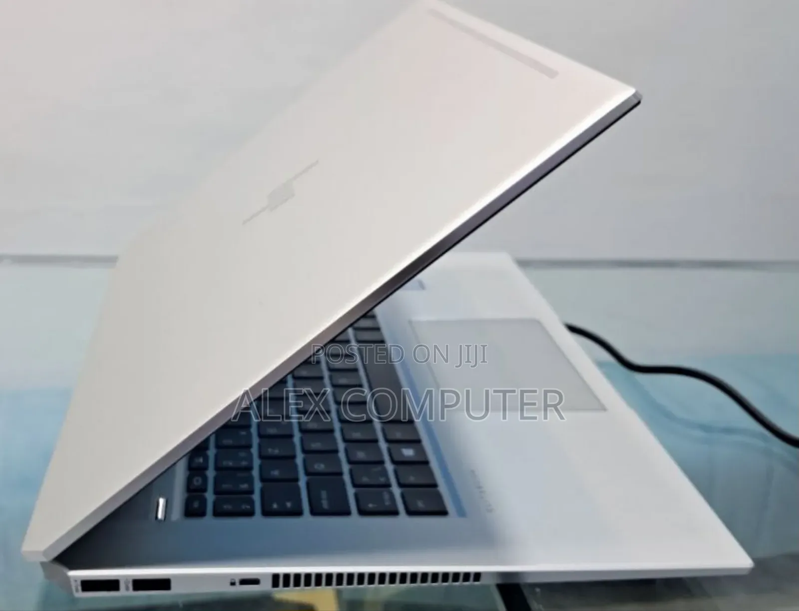 New Laptop HP EliteBook 1050 16GB Intel Core I7 SSD 512GB