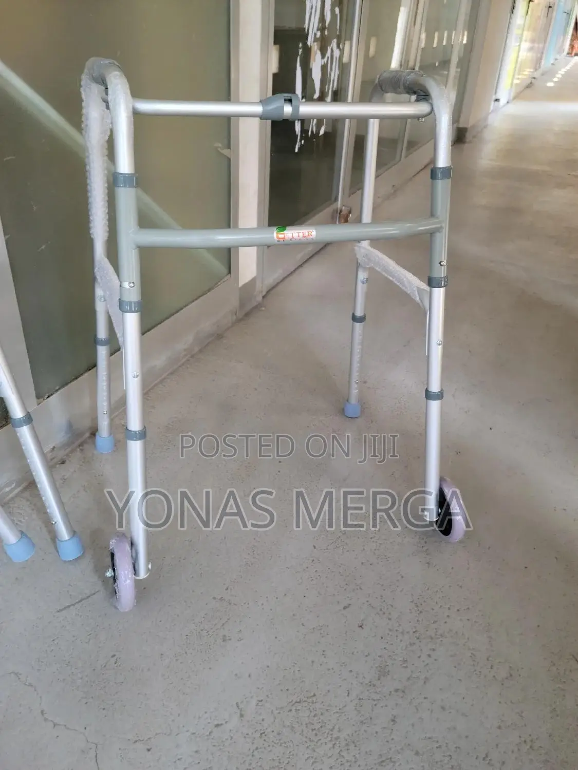 Walker /Injured, Slip-Resistant, Rubber,Older+Crutch Walker