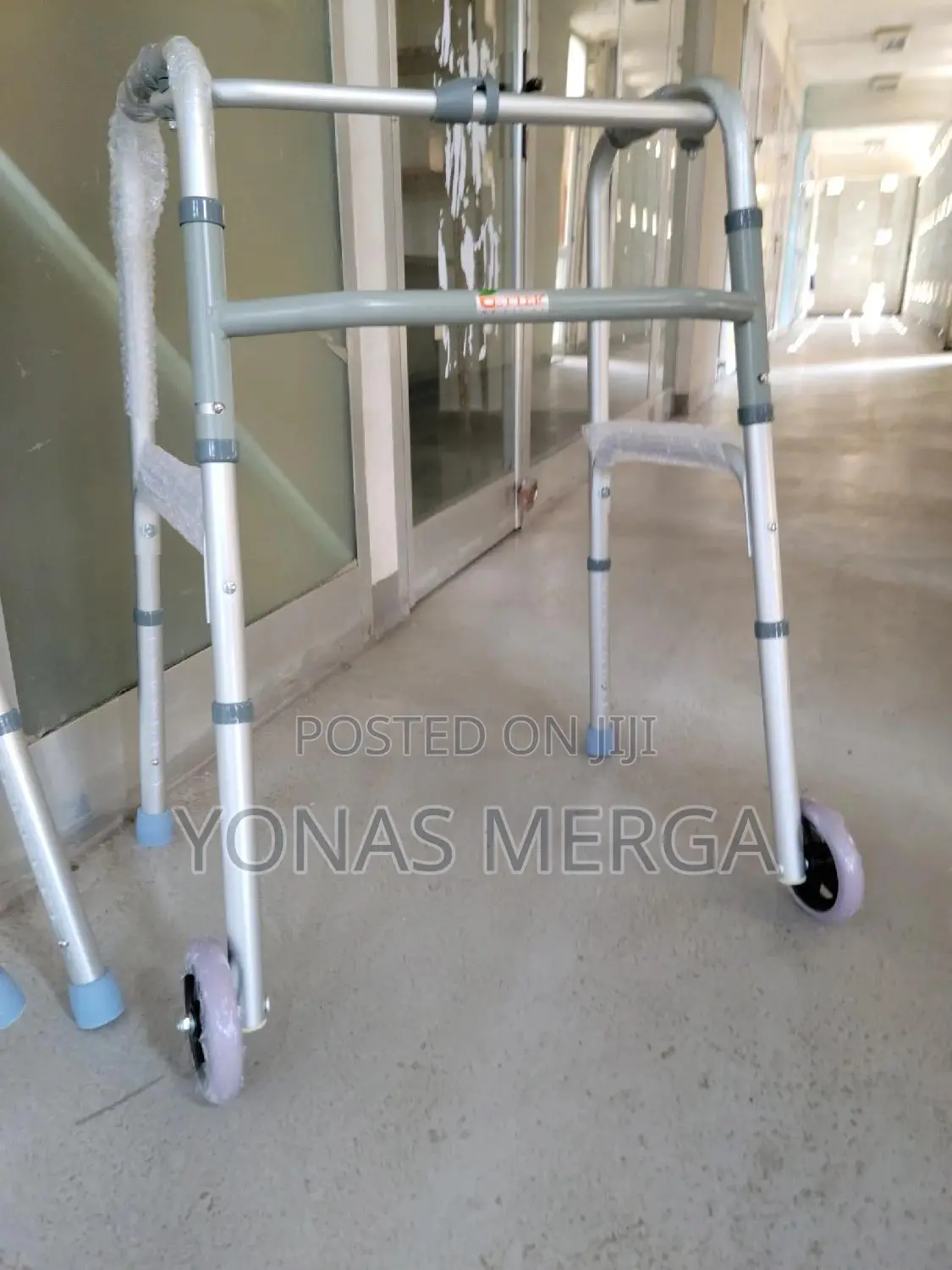 Walker/Needa Walking Extra Help\Walker|Nursing Home,Hospital
