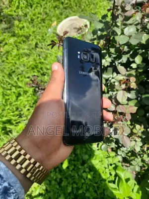 Photo - Samsung Galaxy S8 64 GB Black