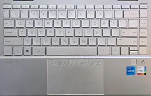 New Laptop HP Pavilion 13 X360 8GB Intel Core I5 SSD 512GB